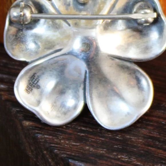 Flower of April - Picture 2 of 3